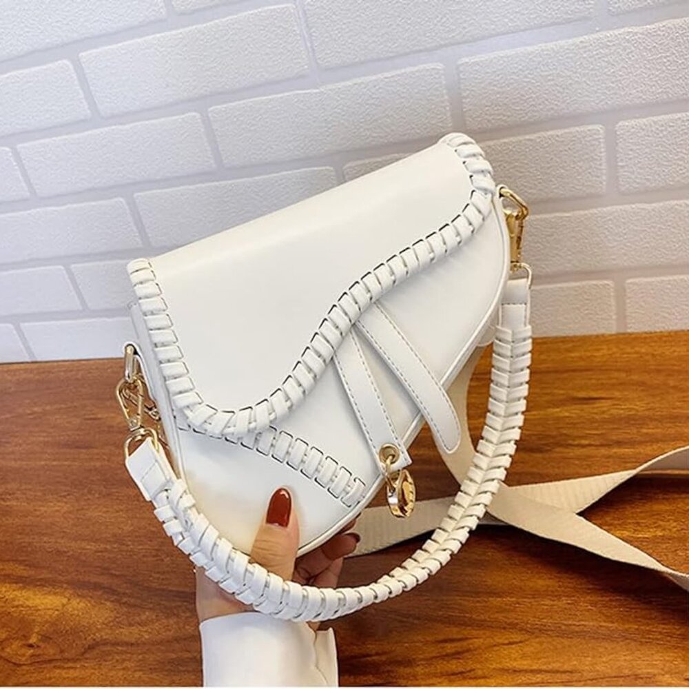 Crossbody white bag